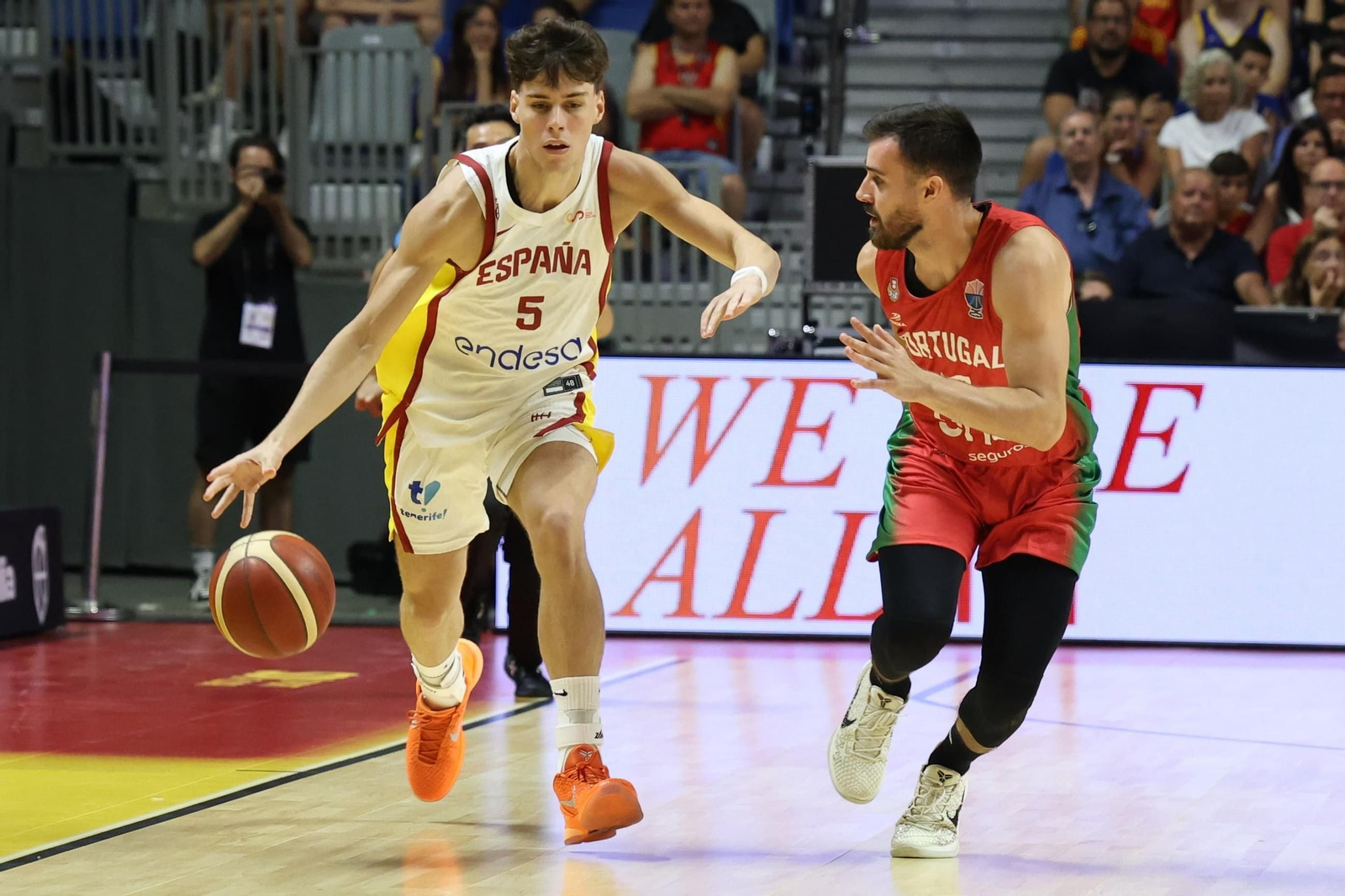 España-Portugal de baloncesto en Málaga, en fotos
