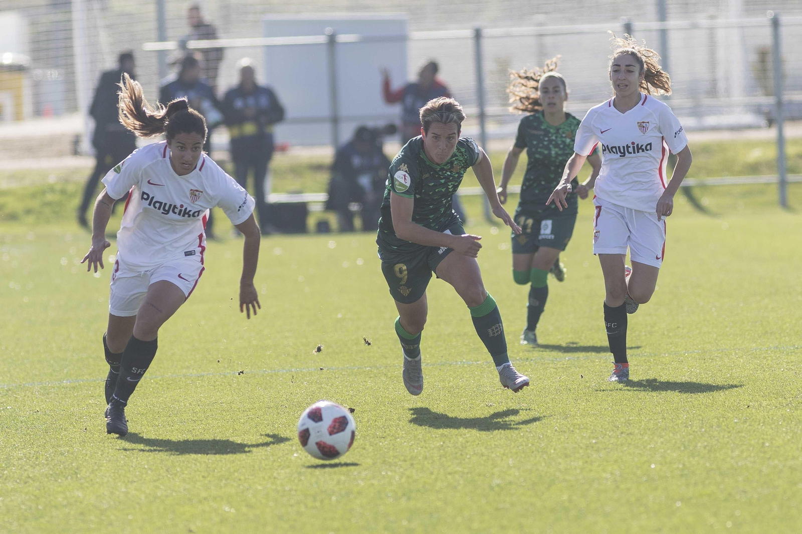 Las imágenes del derbi femenino Sevilla-Betis