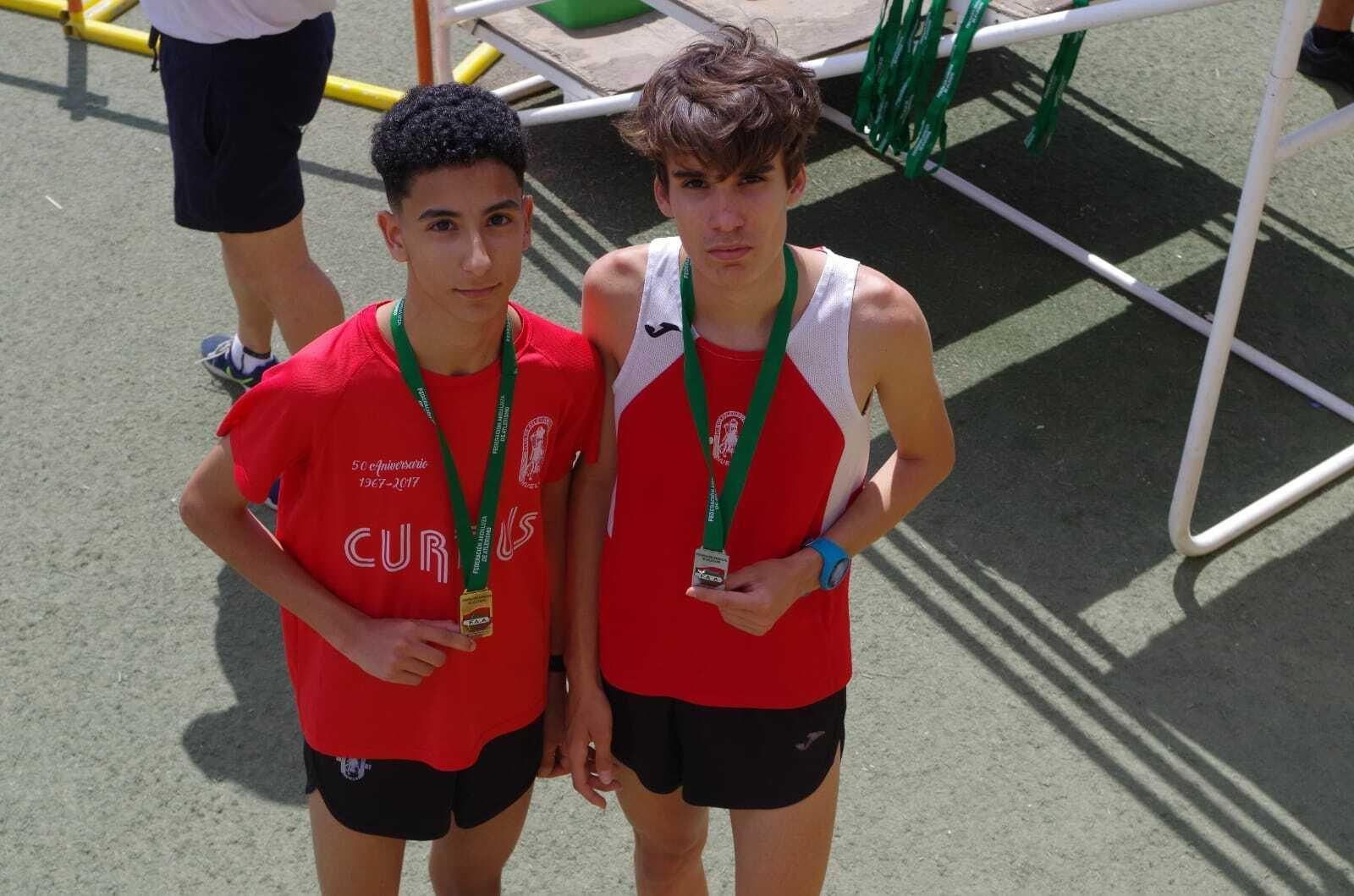 Adam Hamzaoui y José Antonio Benítez, dos de las bazas onubenses en Antequera.