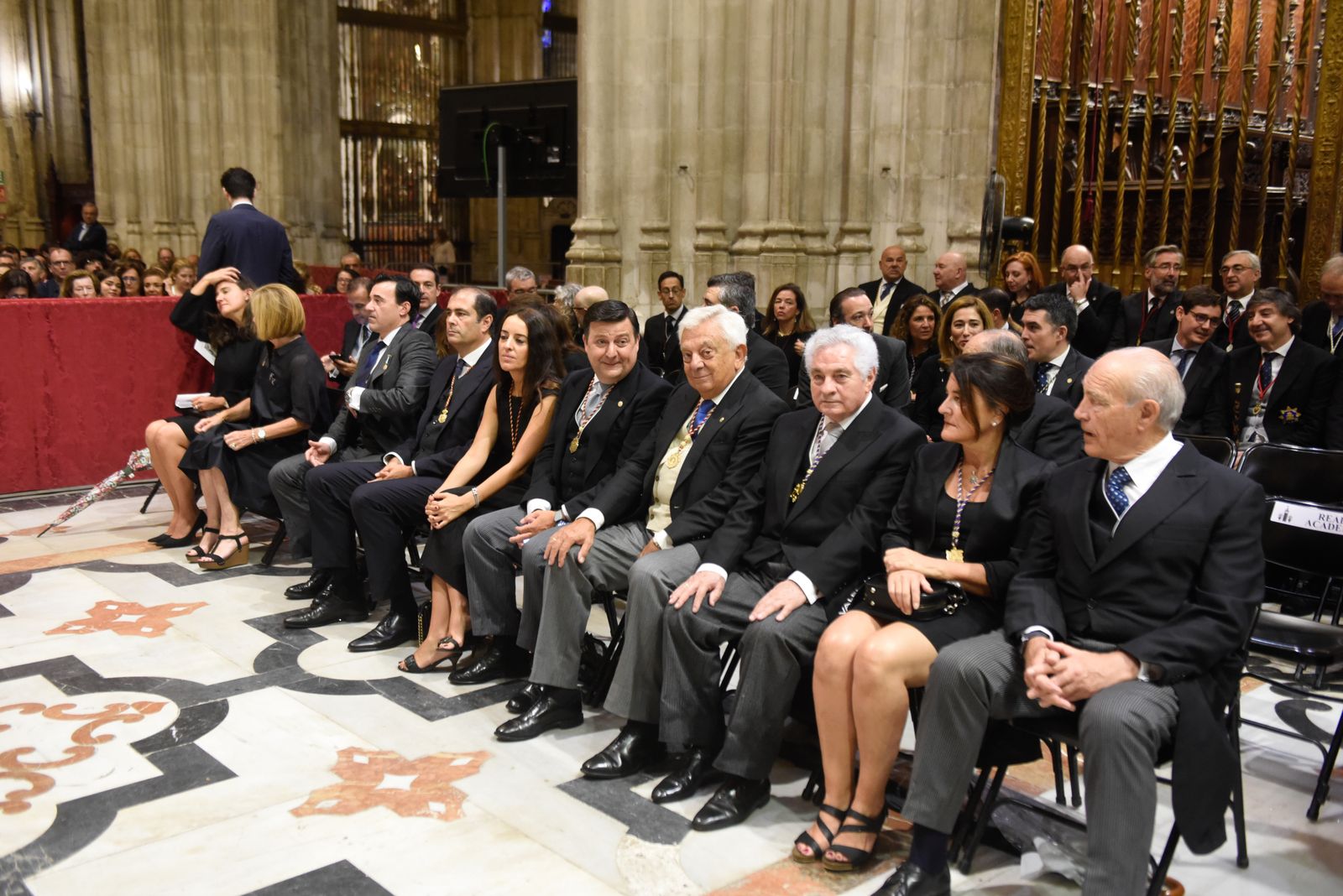 Las fotografías de un Corpus insólito en Sevilla