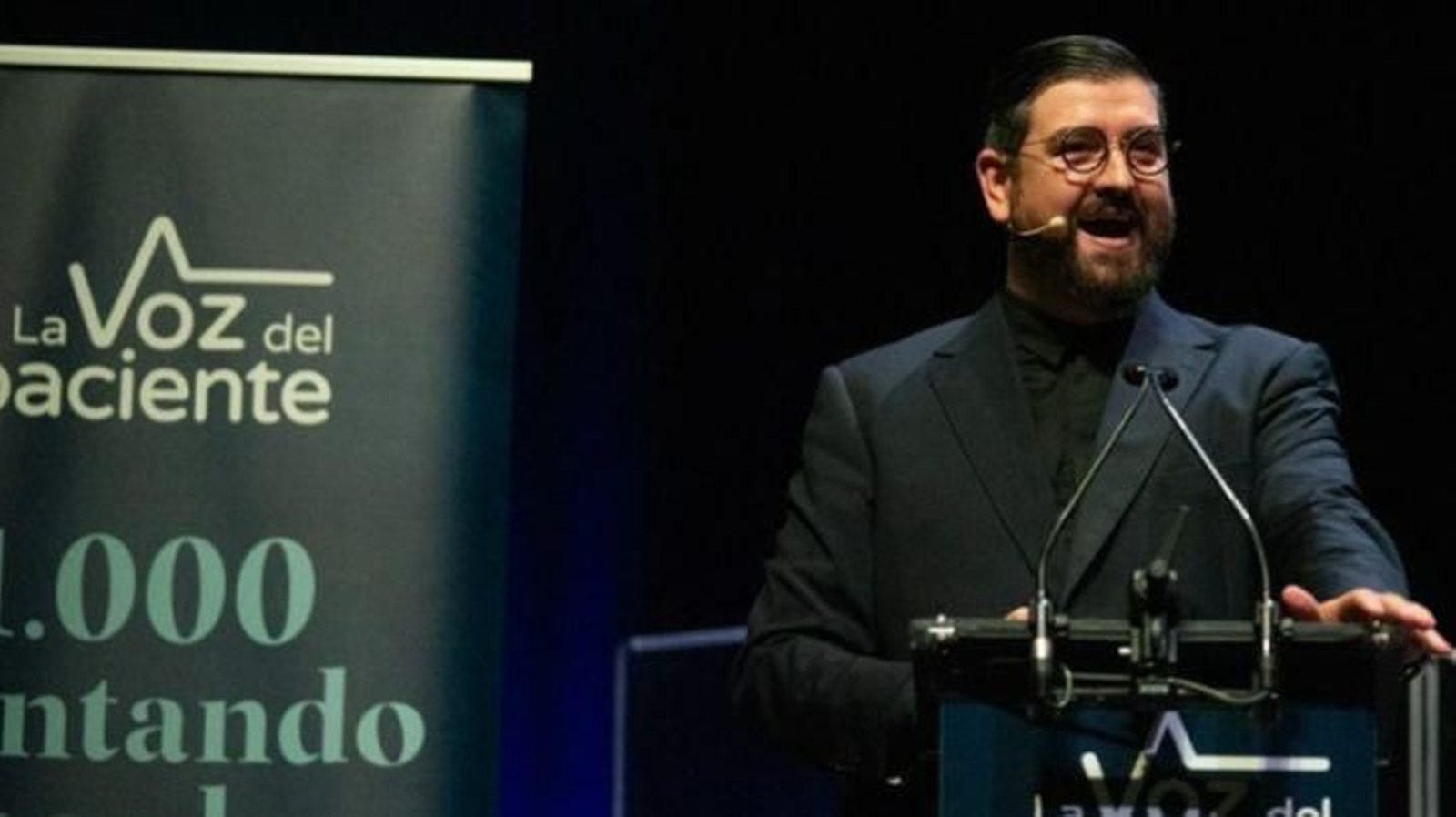 Manu Sánchez durante la presentación de '1.000 cantando por la depresión' en Sevilla