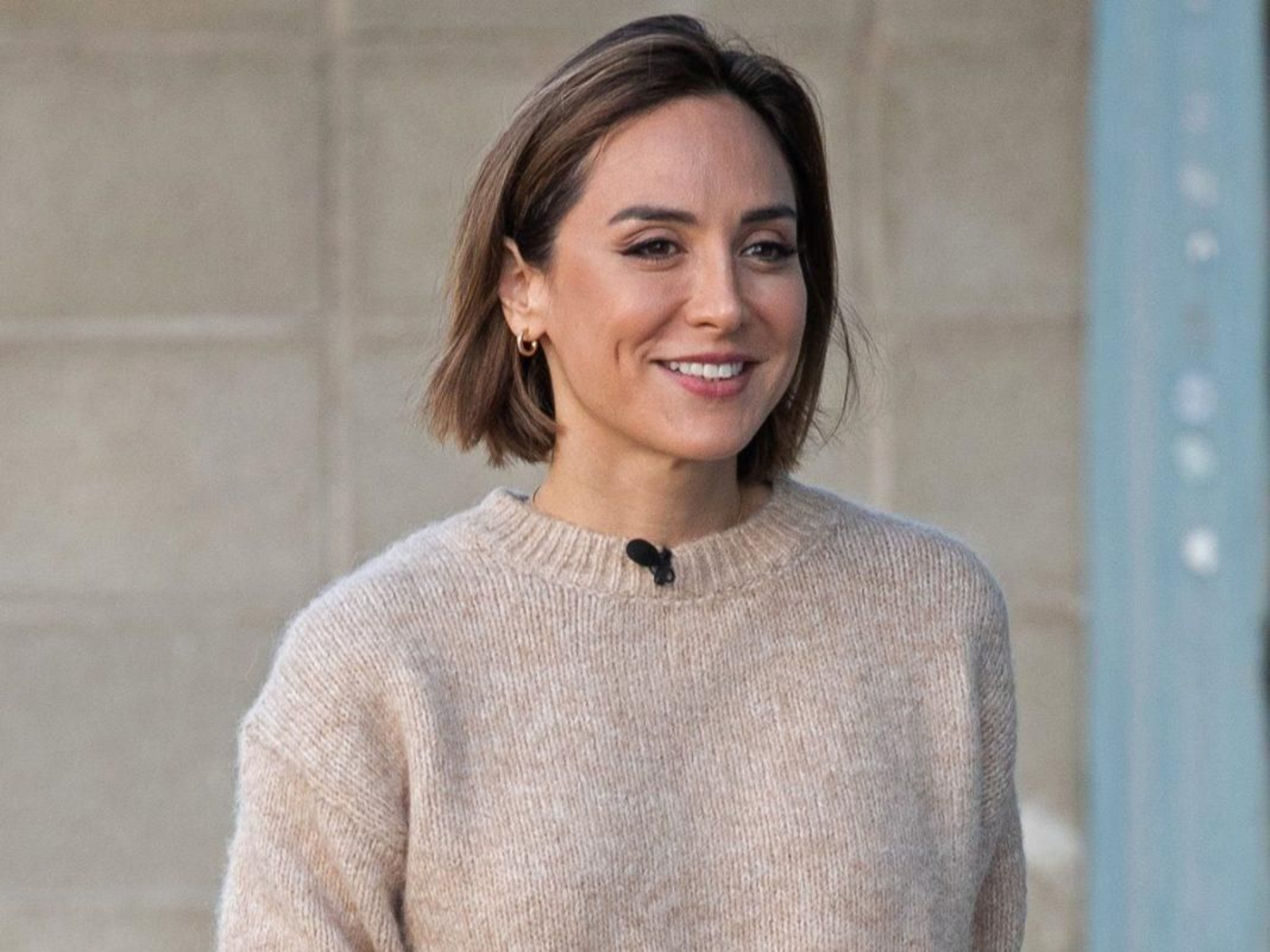 Tamara Falcó llegando al plató de Antena 3, donde trabaja como colaboradora en el programa 'El hormiguero 3.0'.