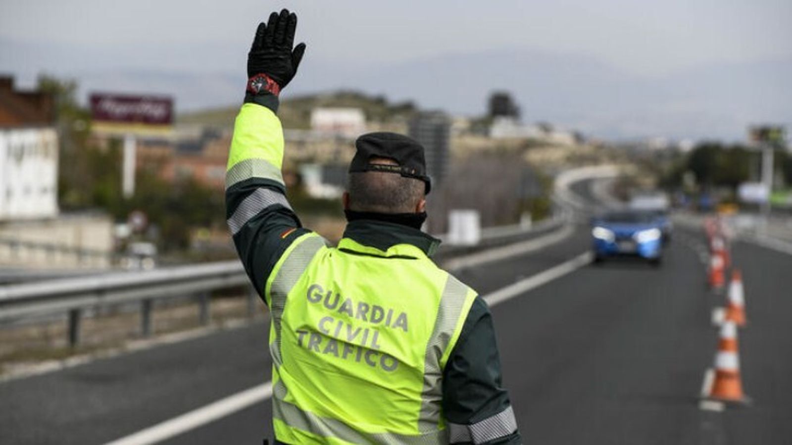 Control de la DGT en una carretera de la provincia.
