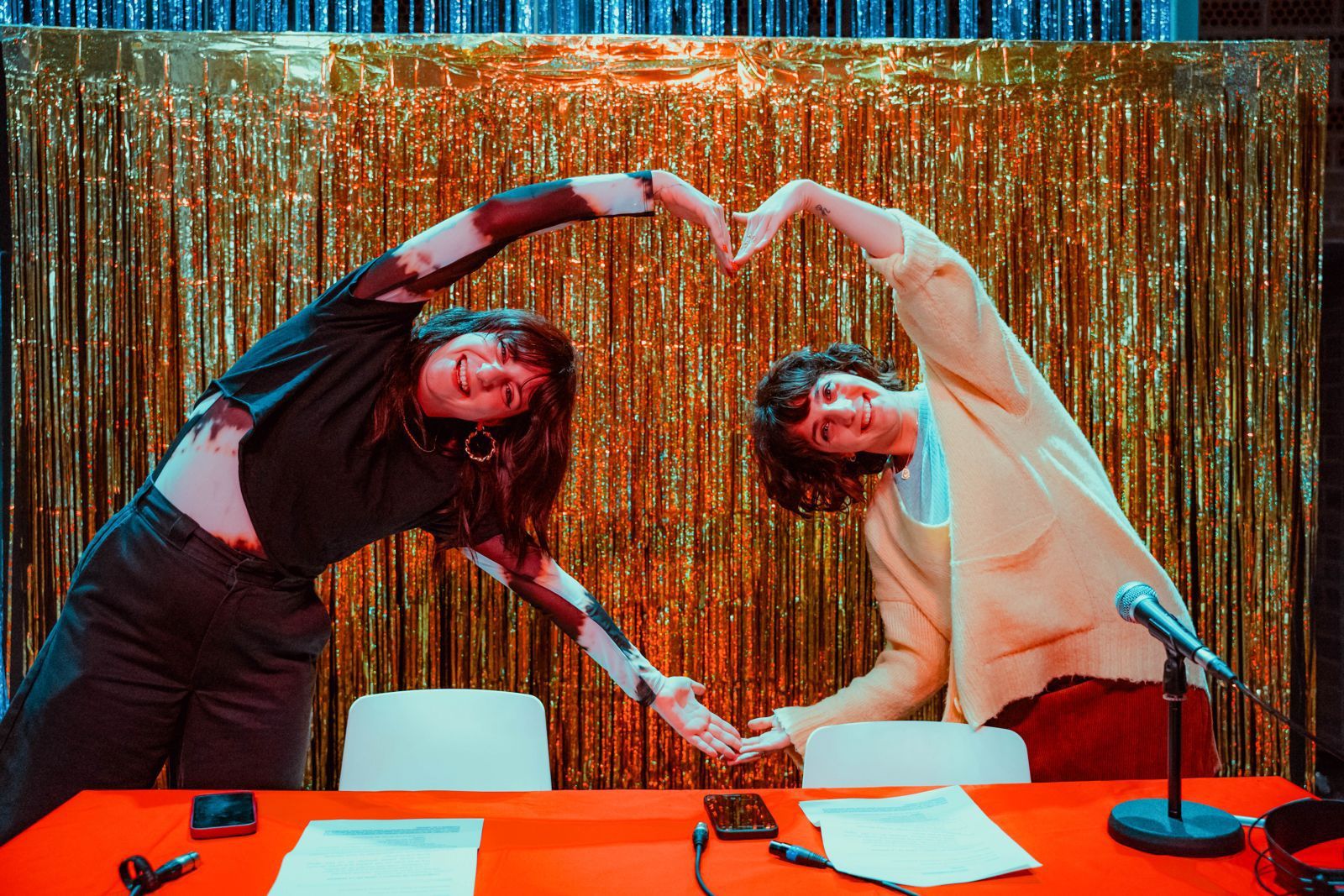 Raquel Hervás y Violeta Navas en el espectáculo 'Pena y Pánico'.