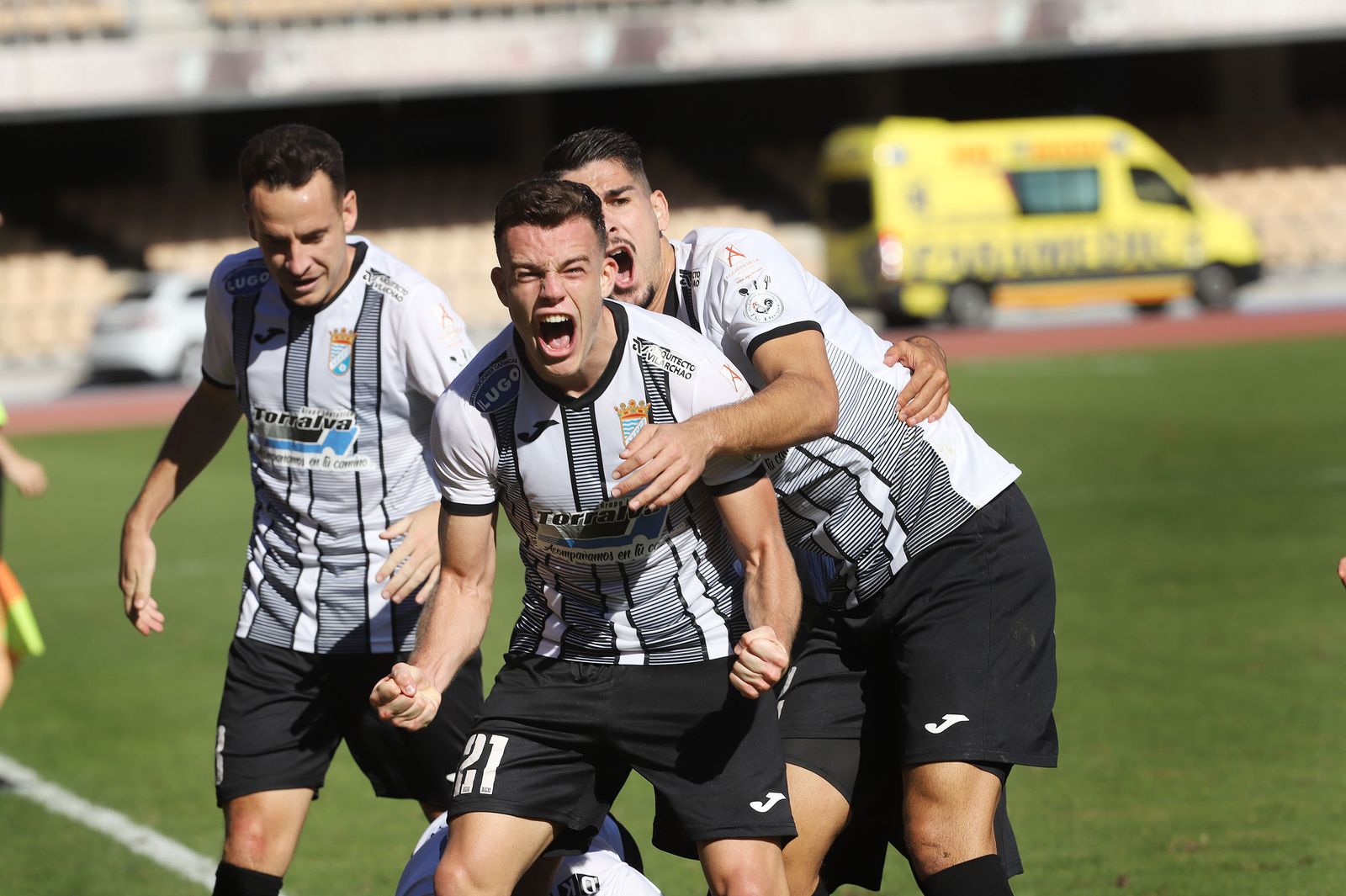 Imágenes del derbi Xerez DFC - Xerez CD