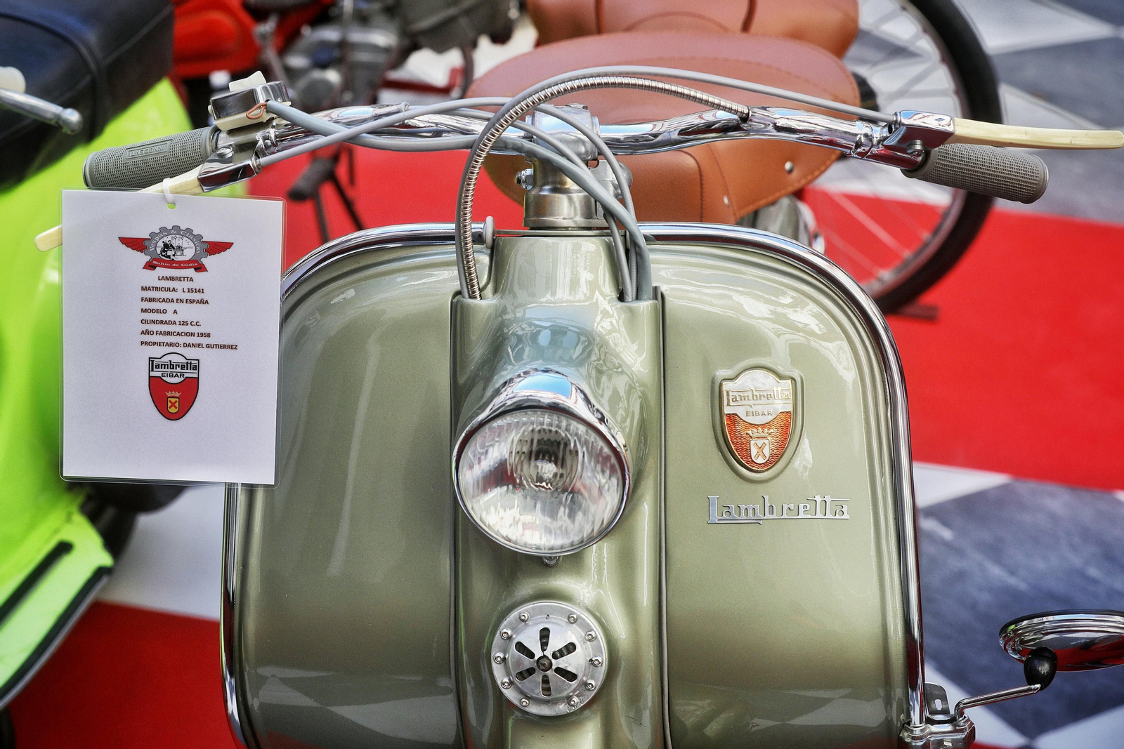 Las imágenes del Mercado de Antigüedades y Coleccionismo en el convento de Santo Domingo