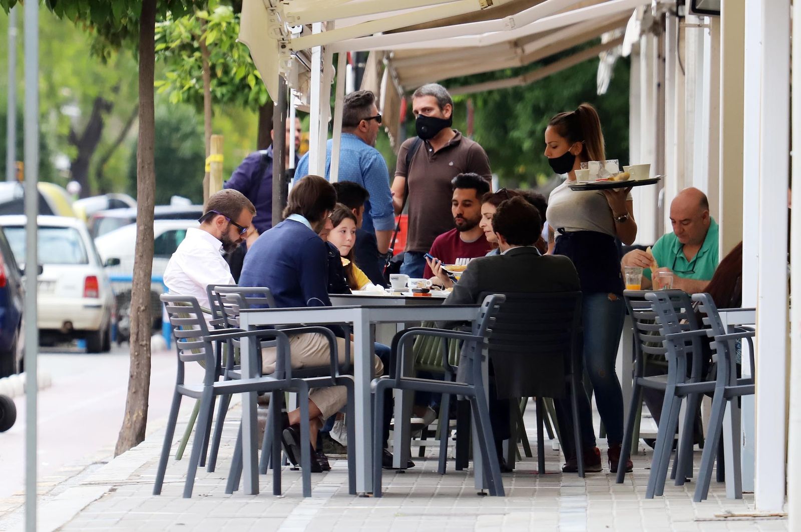 Terraza de un establecimiento hostelero de la capital onubense.
