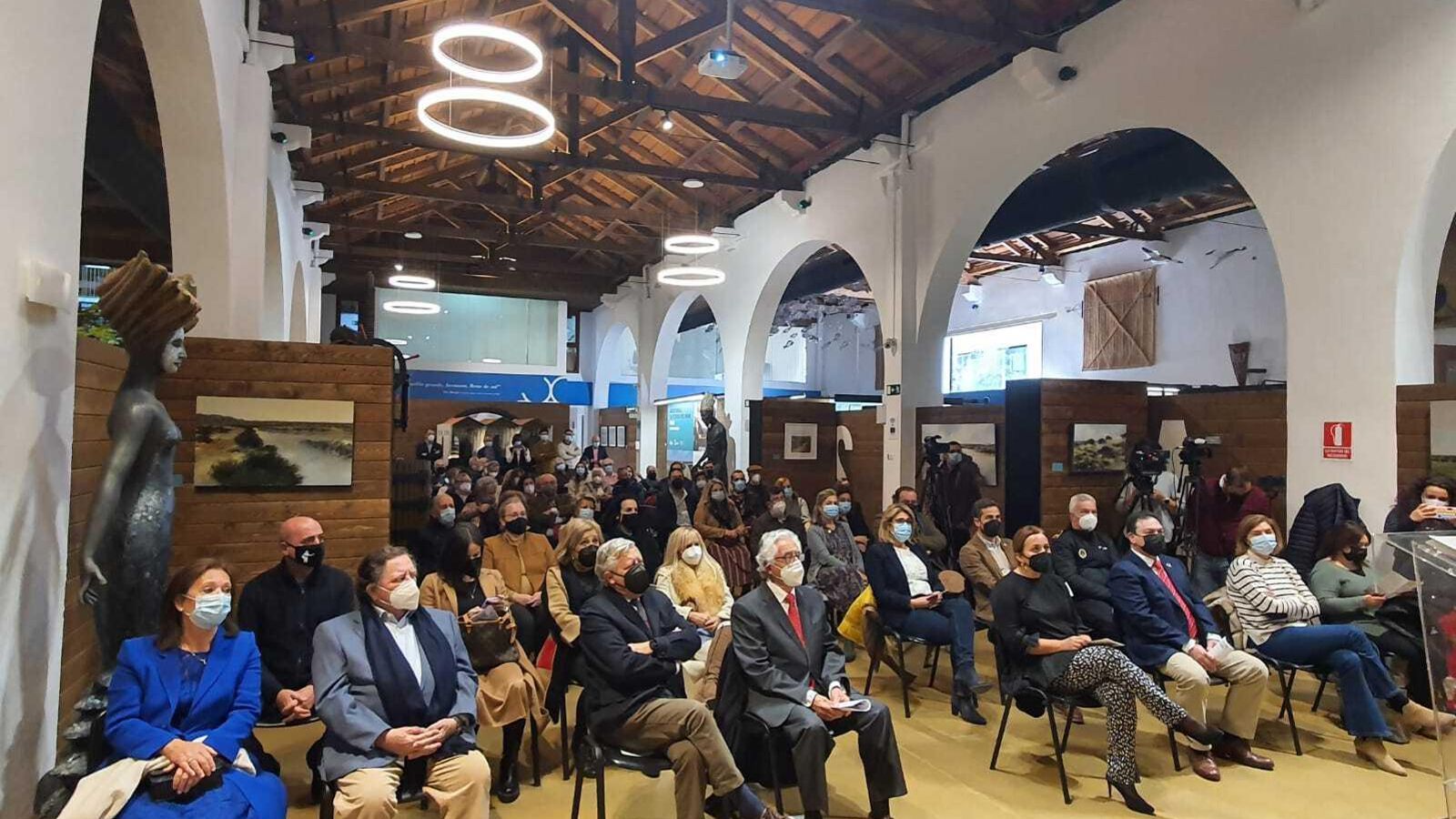 Imagen de los asistentes al Centro del Vino, durante el acto celebrado este jueves.