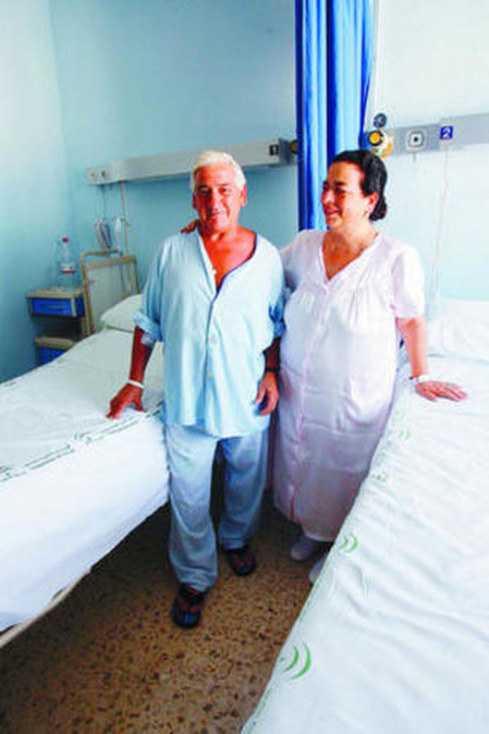 Loli y Emilio, en la víspera de la intervención.