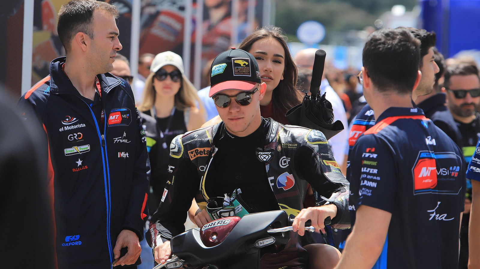 Imágenes del gran ambiente el domingo de carreras MotoGP en el Circuito de Jerez