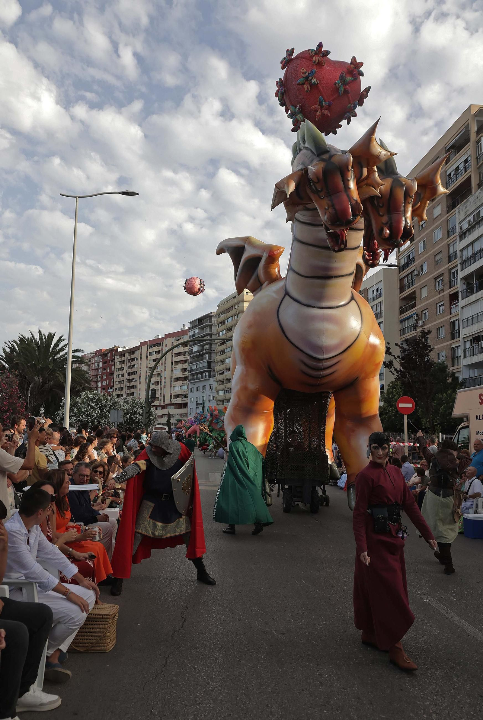 Búscate en las fotos de la cabalgata de la Feria Real de Algeciras 2025
