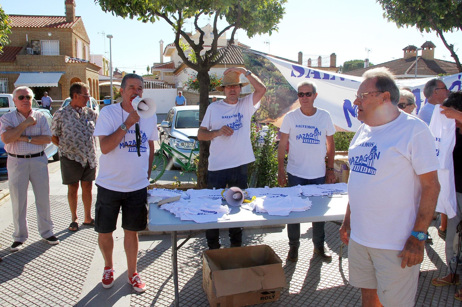 La manifestación "Salvemos Mazagón" en imágenes