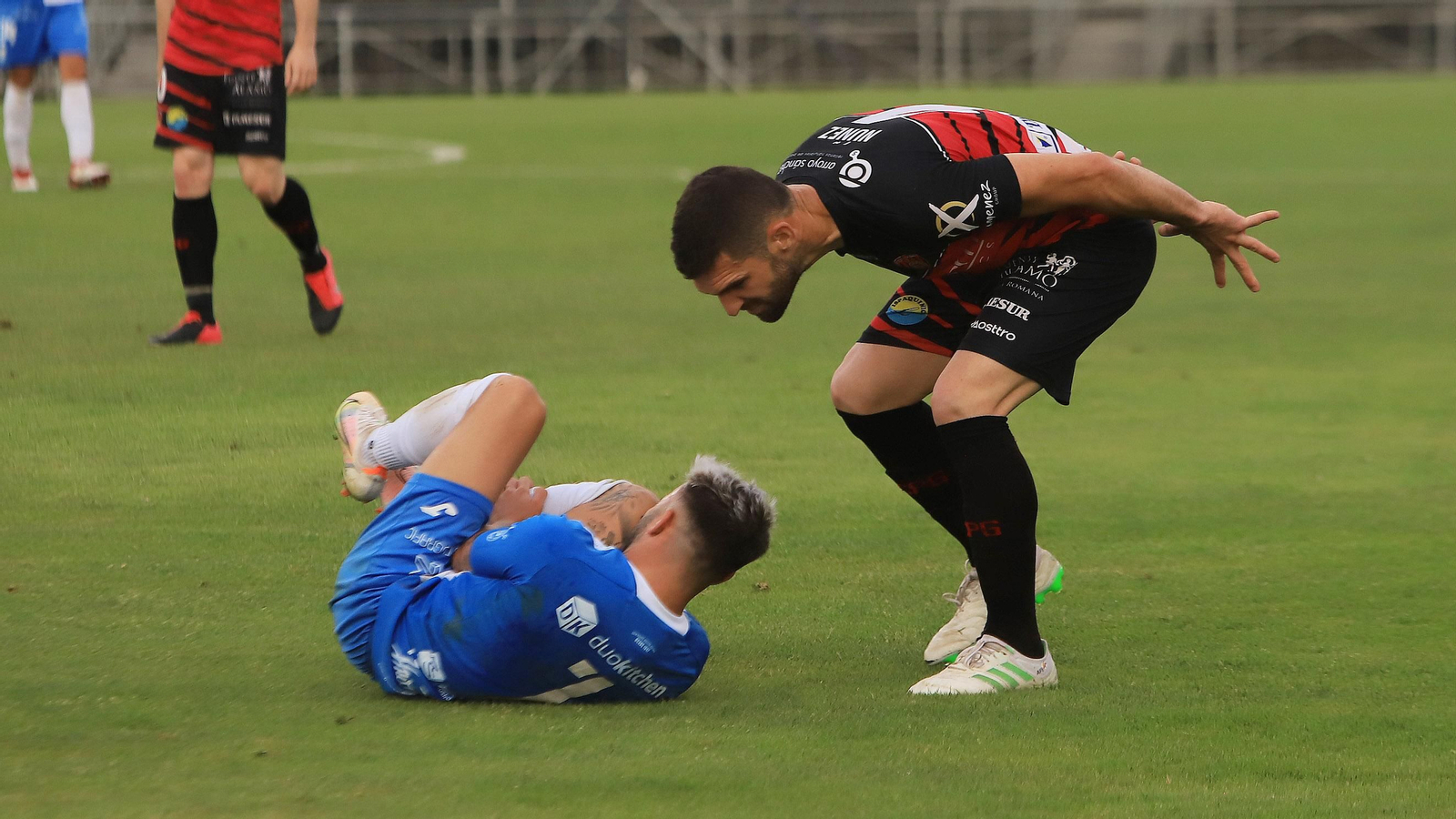 Imágenes de la semifinal por el ascenso entre el  Xerez CD - Puente Genil