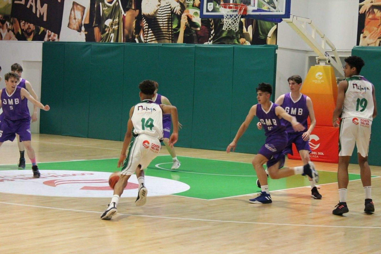 Una imagen del partido del Unicaja.