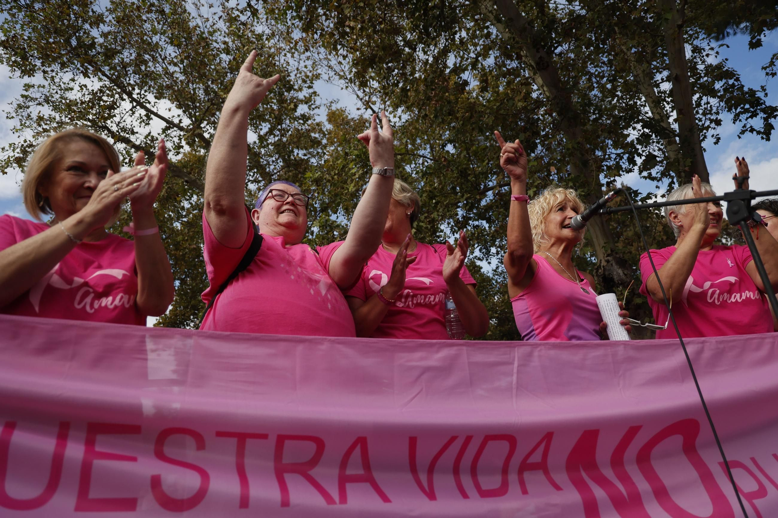 Las imágenes de la manifestación convocada por Amama