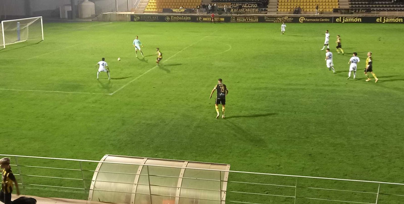 Un momento del San Roque-Marbella en el Ciudad de Lepe.