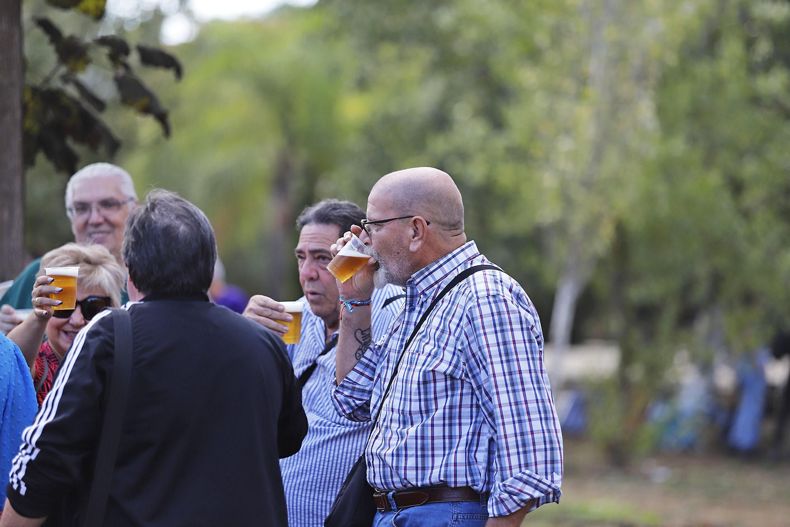 Imágenes de la convivencia carnavalera del Parque Moret en Huelva