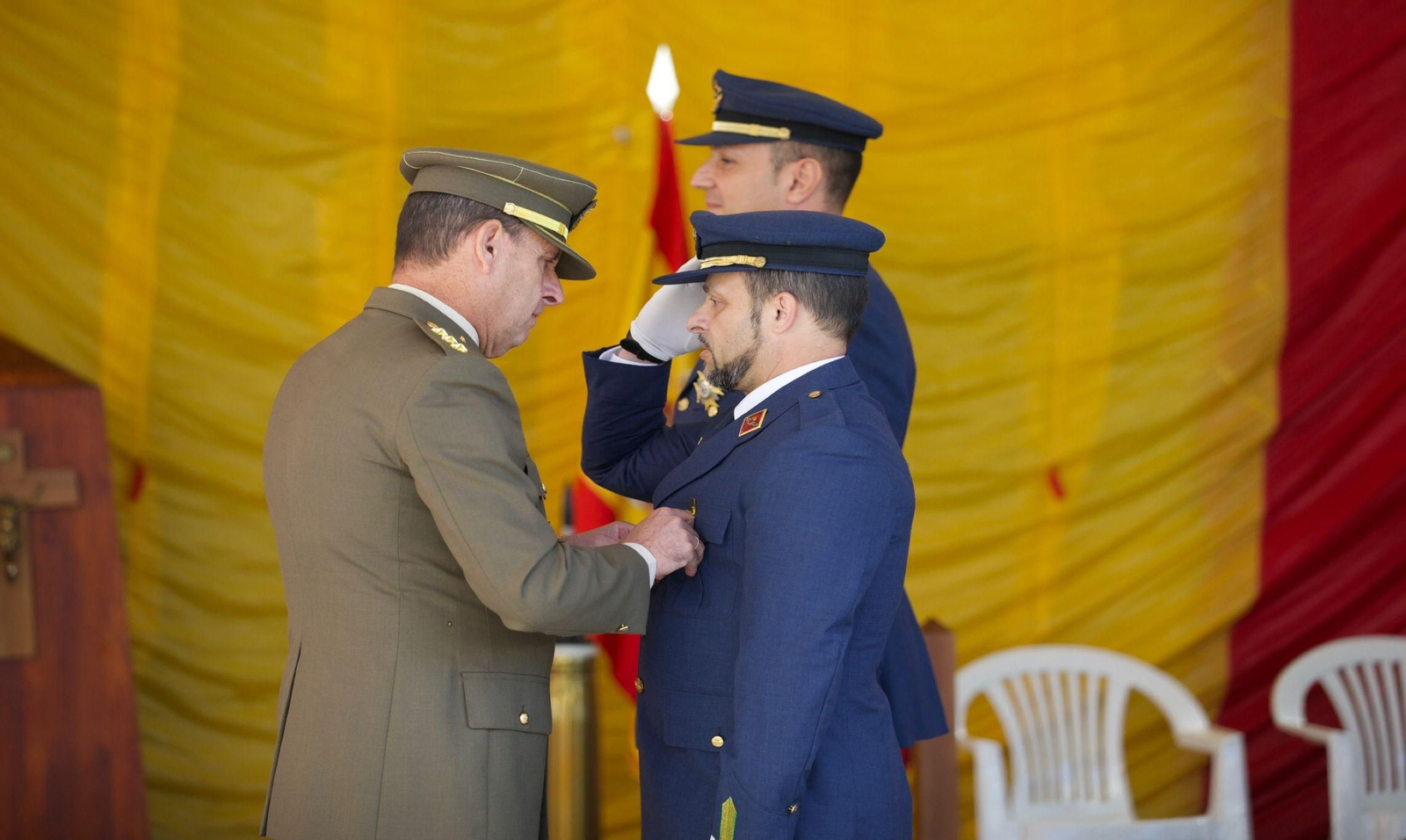 Todas las imágenes de la celebración del trigésimo aniversario de la creación de la Subdelegación de Defensa en Granada
