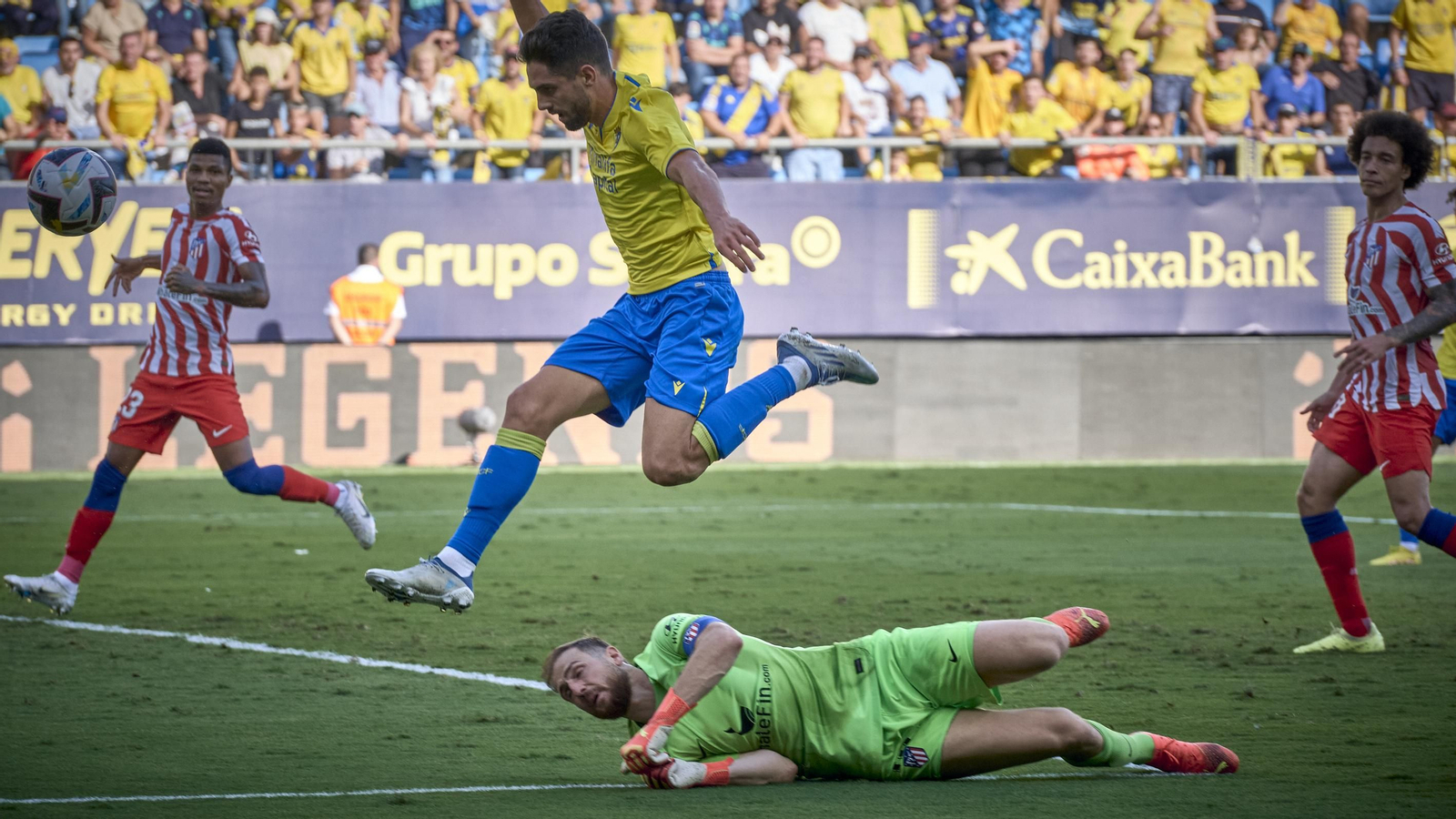 Partido de la victoria del Cádiz CF sobre el Atlético de Madrid