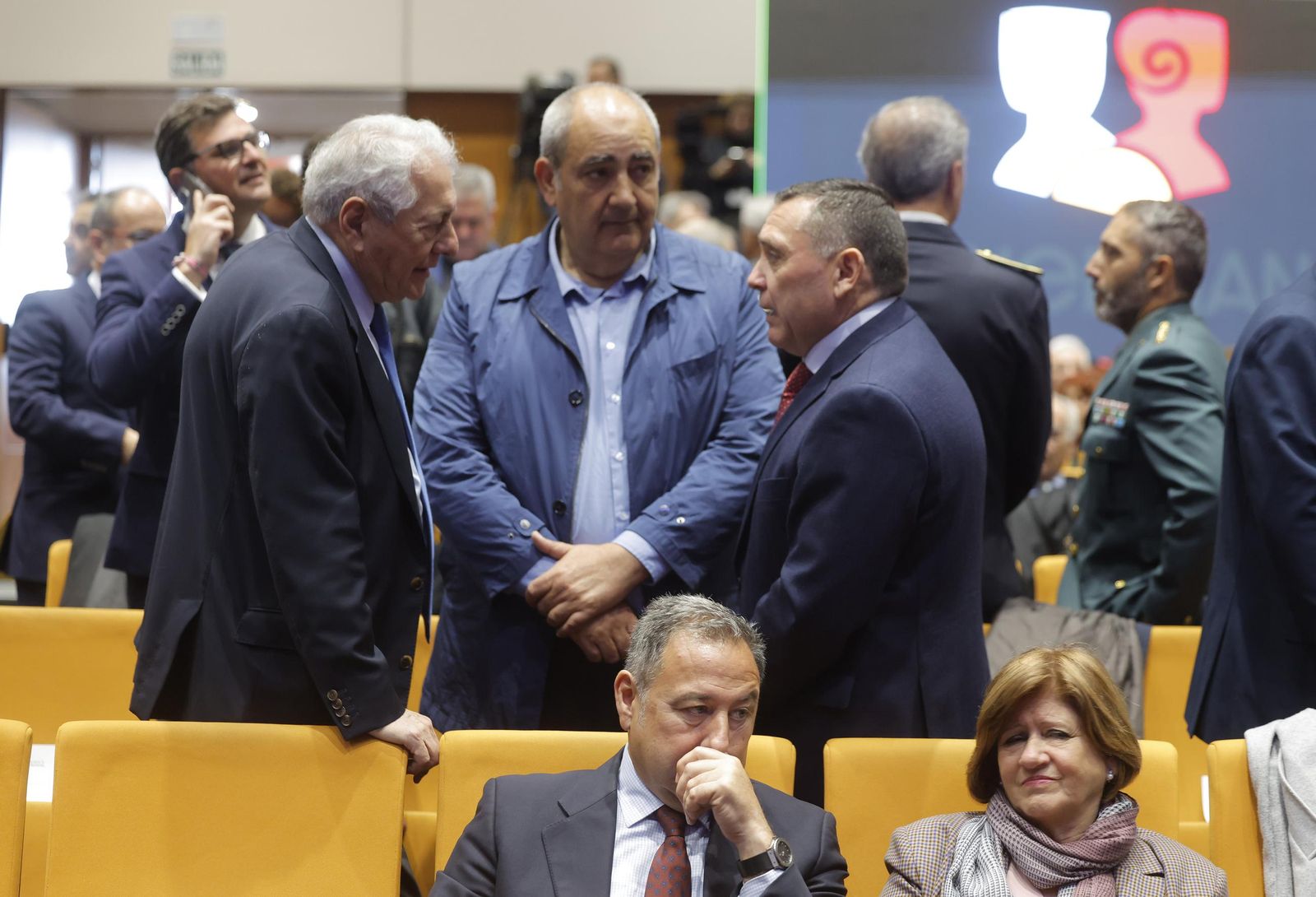 Las fotos del acto de entrega de la Medalla de Oro de Dos Hermanas a Francisco Toscano