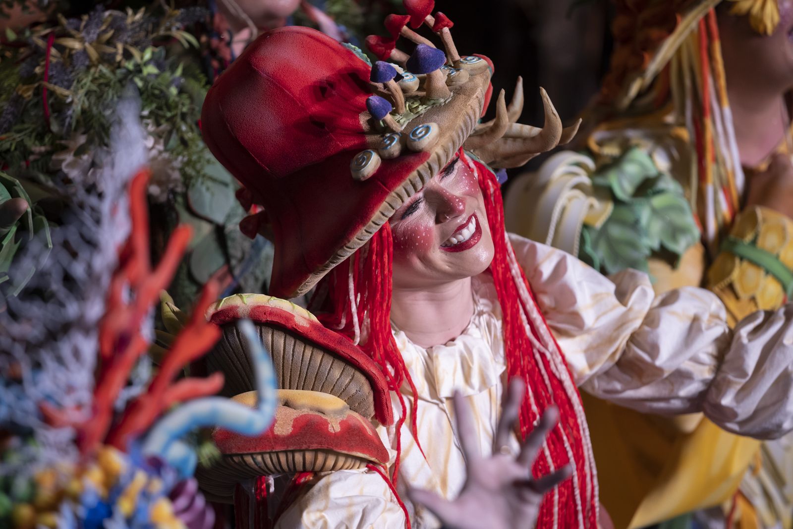 Imágenes de la actuación de la comparsa de Huelva "La vieja verde" en el Carnaval Colombino