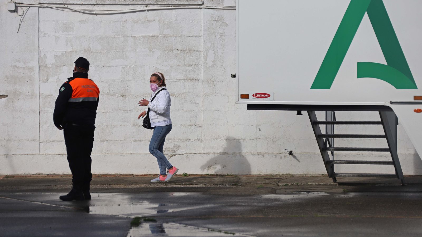 Cribados masivos en Los Barrios