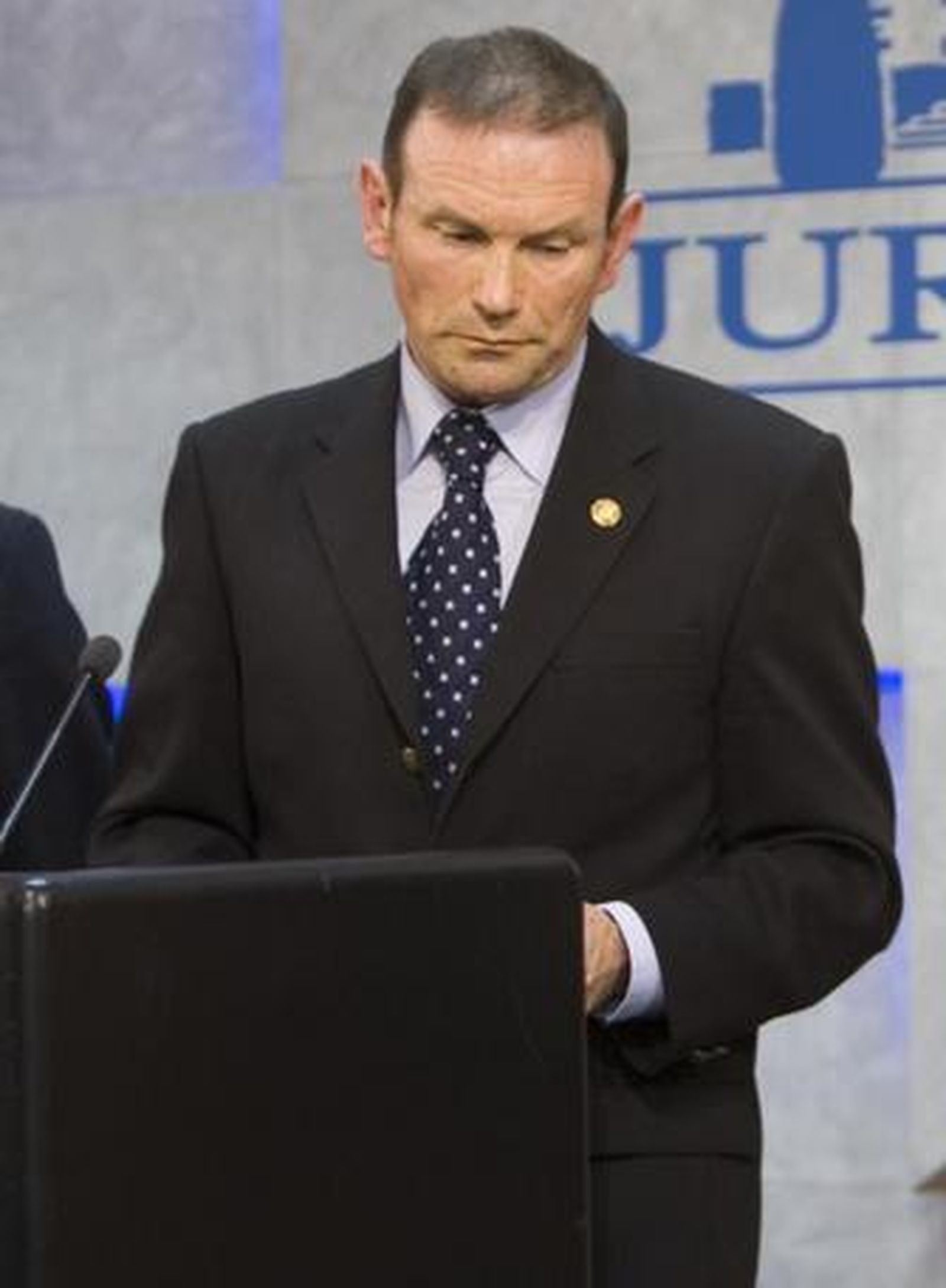 El lehendakari, durante su comparecencia ayer en Vitoria.