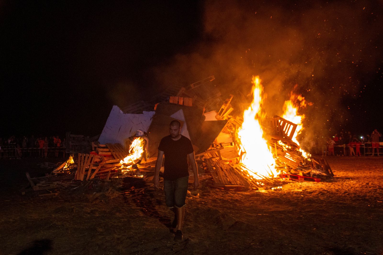 Así ha sido la noche de San Juan en la Costa, en imágenes
