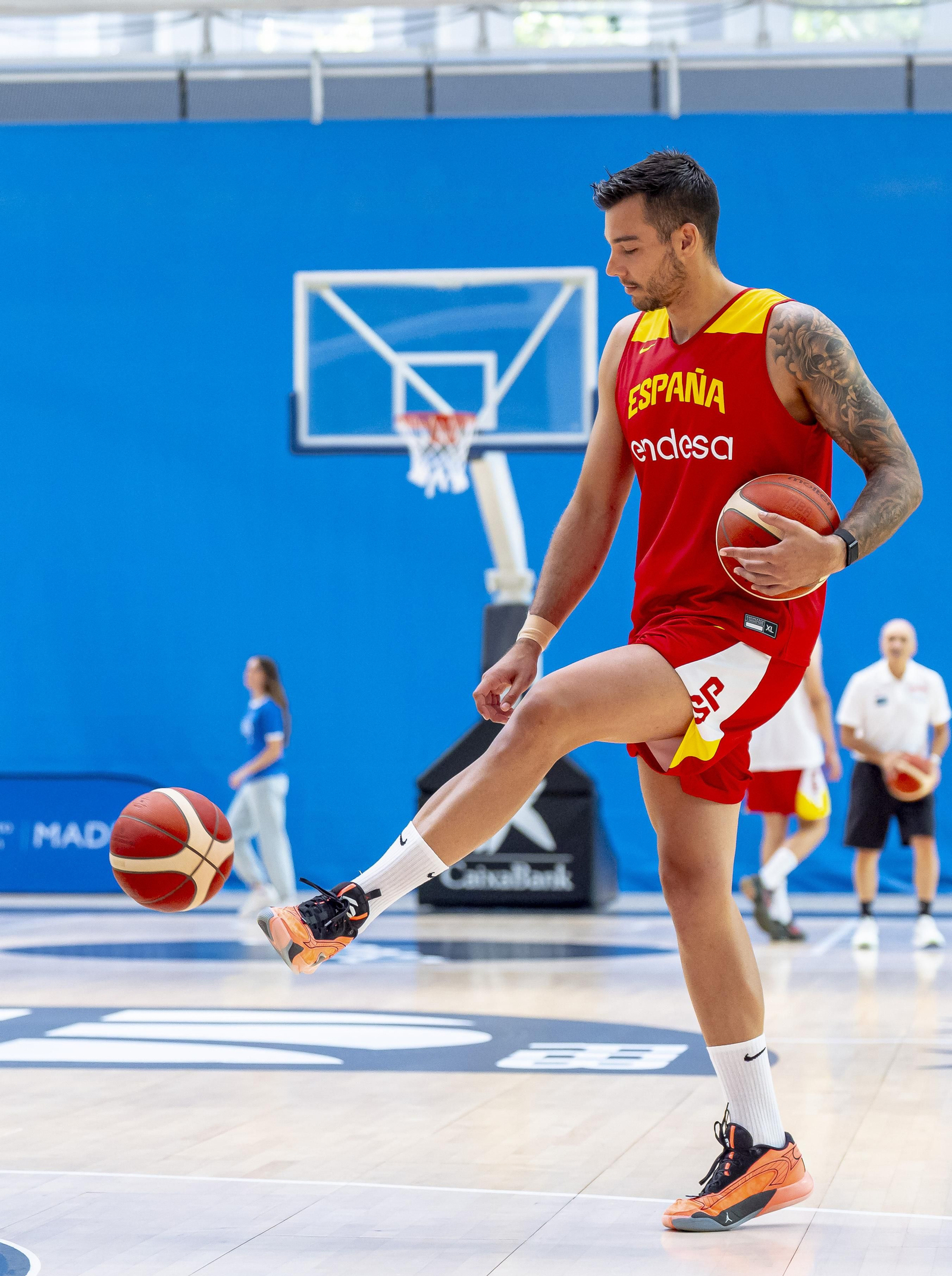 España vuelve a trabajar en Madrid con Alberto Díaz y Yankuba Sima España vuelve a trabajar en Madrid con Alberto Díaz y Yankuba Sima