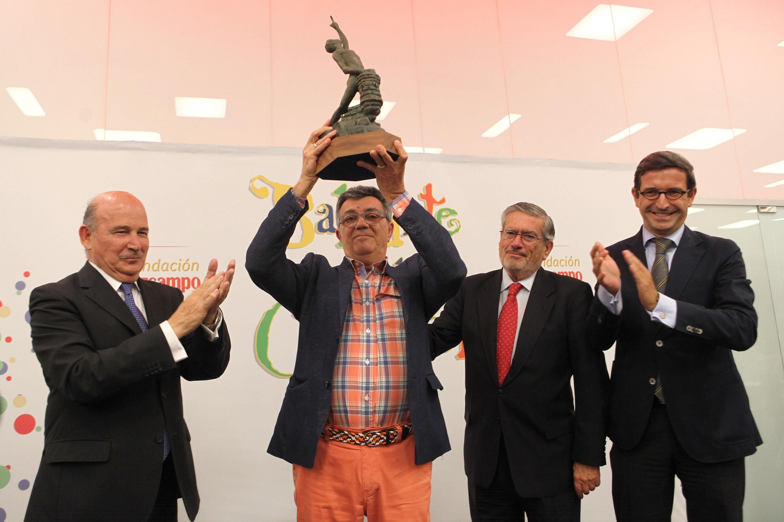 Las fotos de la vida de Manolo Santana