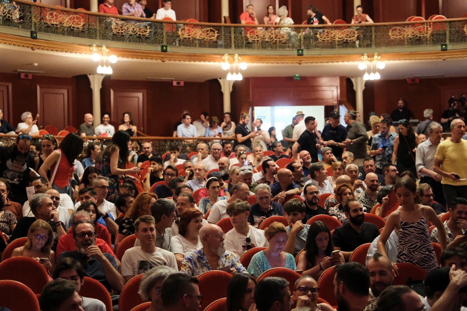 El concierto de Marcus Miller en el Festival de la Guitarra de Córdoba, en imágenes
