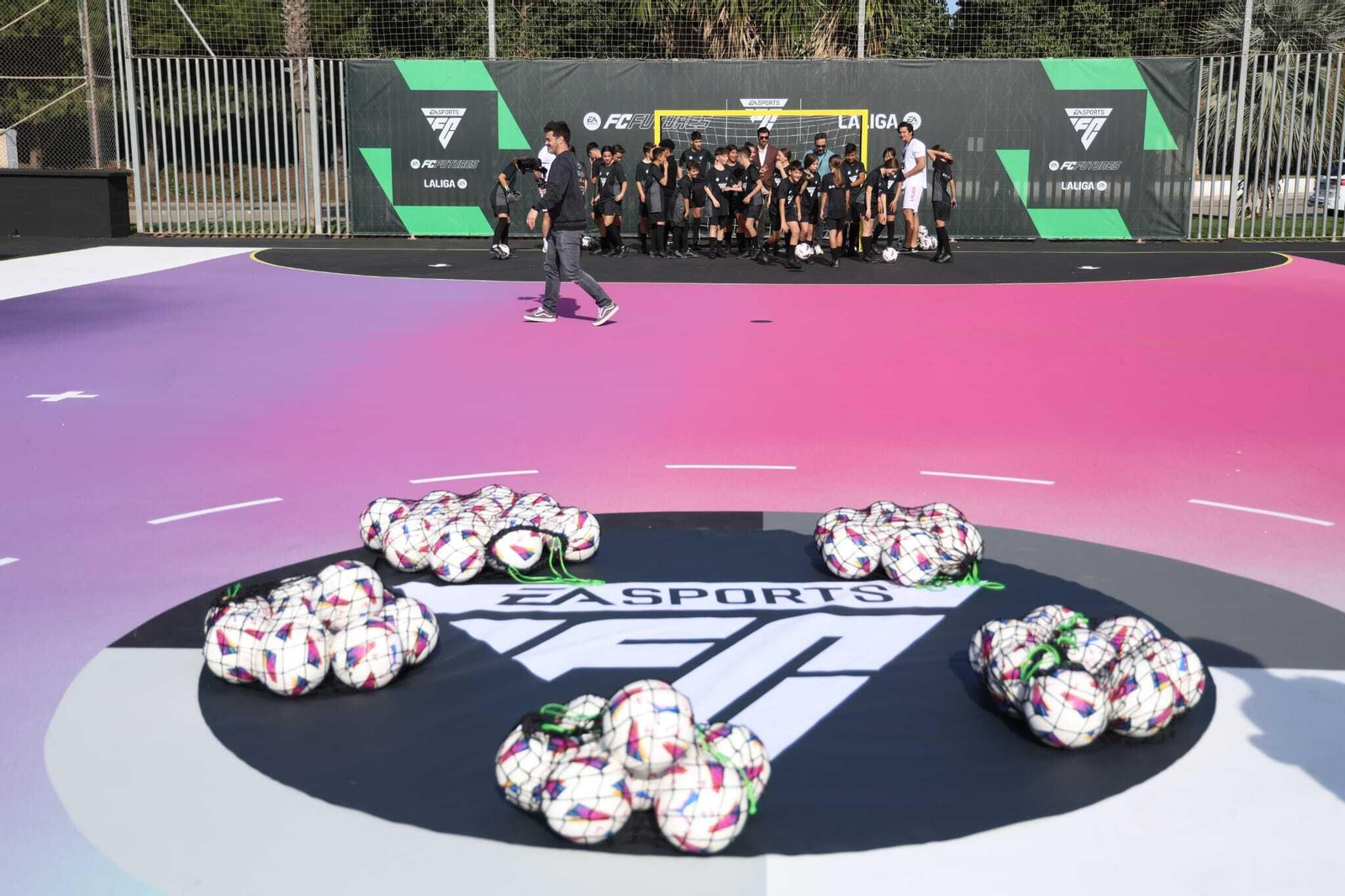 EA Sports y LaLiga lanzan una pista futurista en La Luz