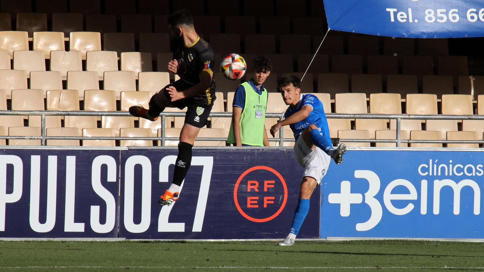 Imágenes del Xerez DFC - Conil CF en Chapín