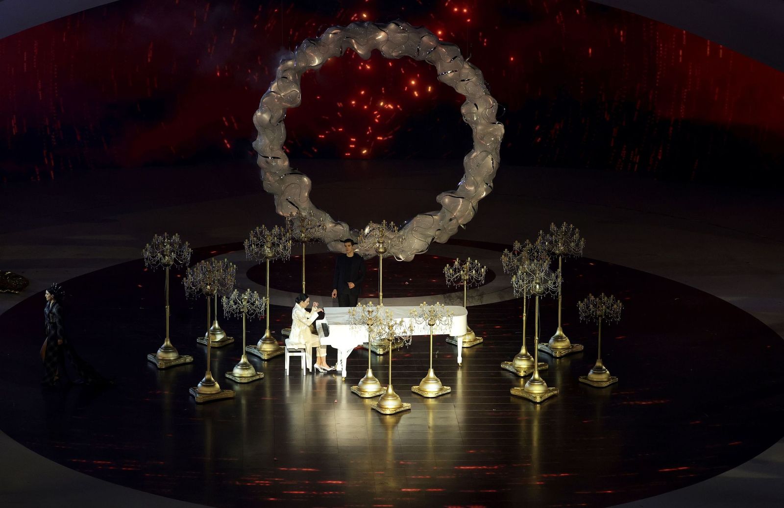 Las mejores fotos de los Juegos Olímpicos de invierno Milán Cortina d'Ampezzo 2026 | Ceremonia de clausura y jornada 17 y última