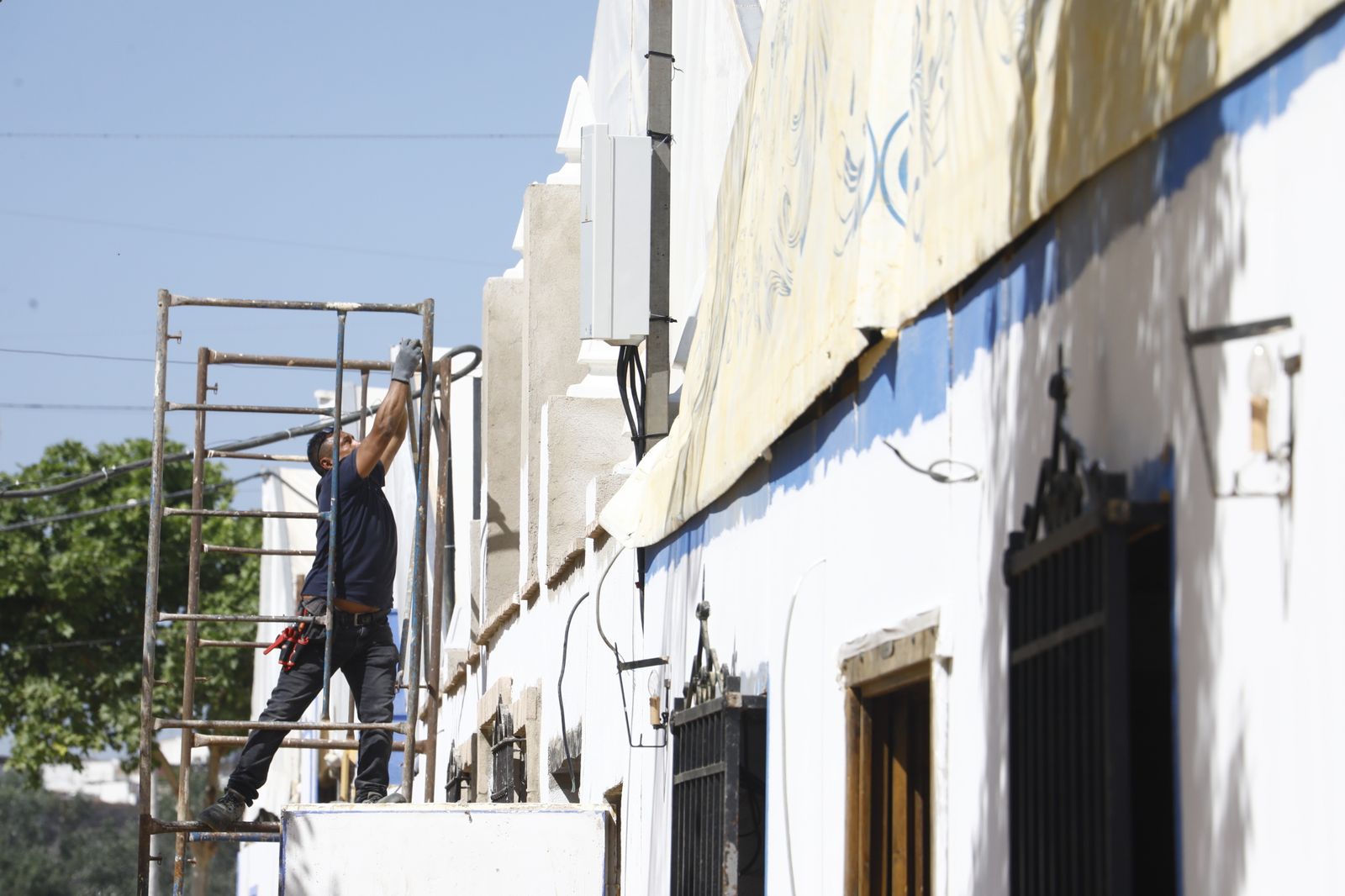 Un recorrido en imágenes por El Arenal a horas de que comience la Feria de Córdoba