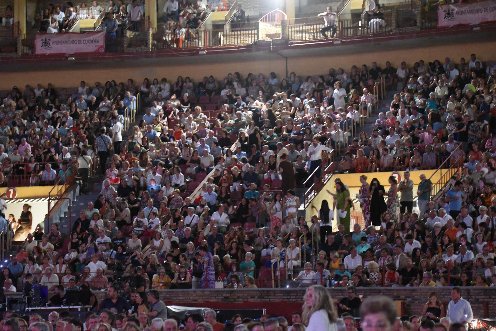 Concierto de Raphael en la plaza de toros de Córdoba
