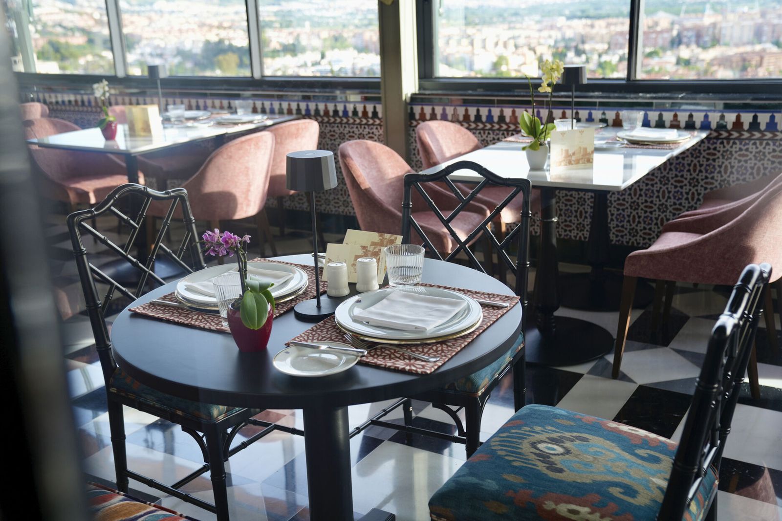 Fotos: El Hotel Alhambra Palace de Granada celebra la renovación de su logotipo