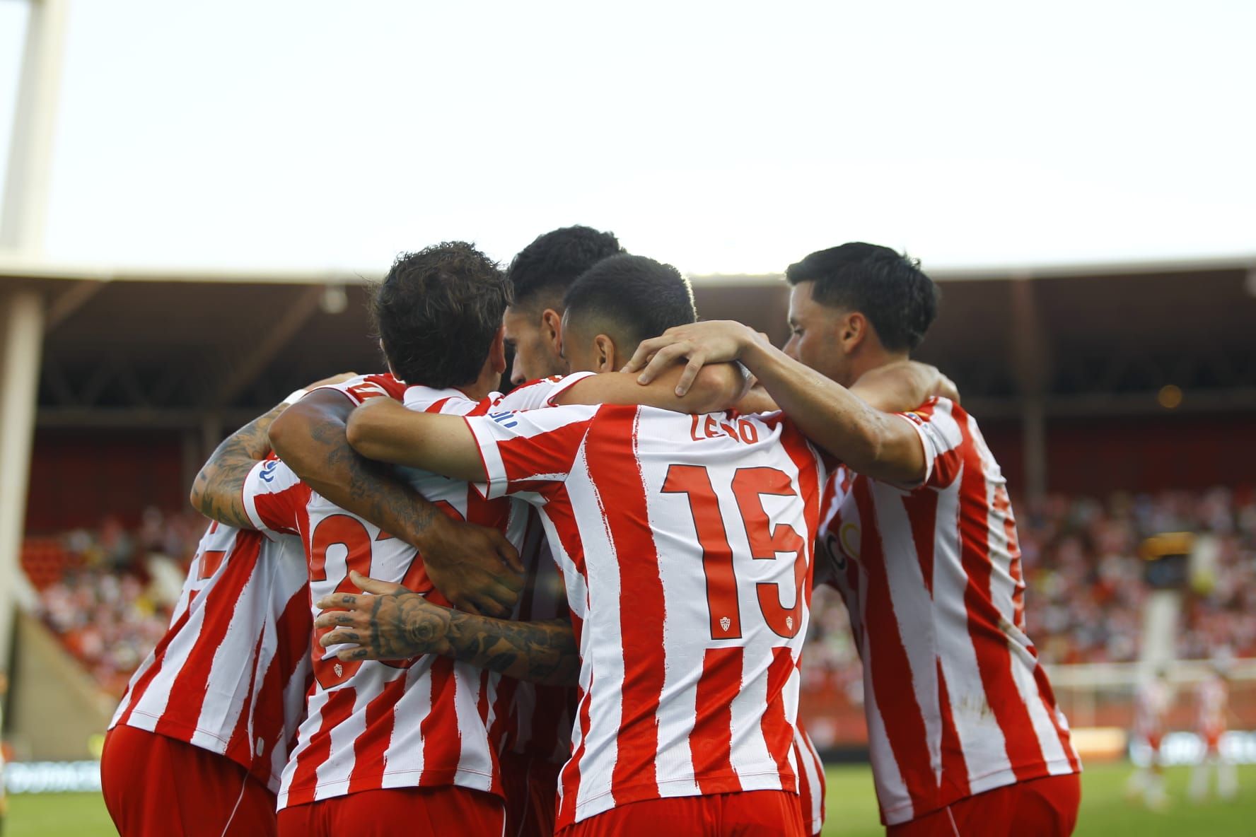Solo Barça y Oporto mejoran al Almería