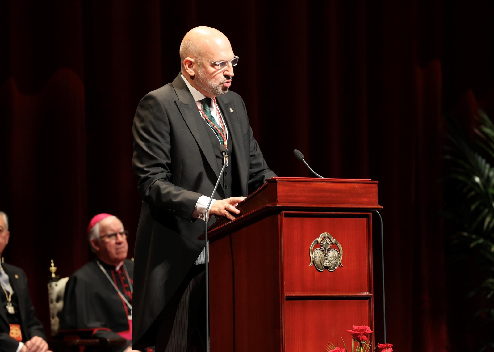 Las imágenes del pregón de la Semana Santa de Sevilla con José Joaquín León