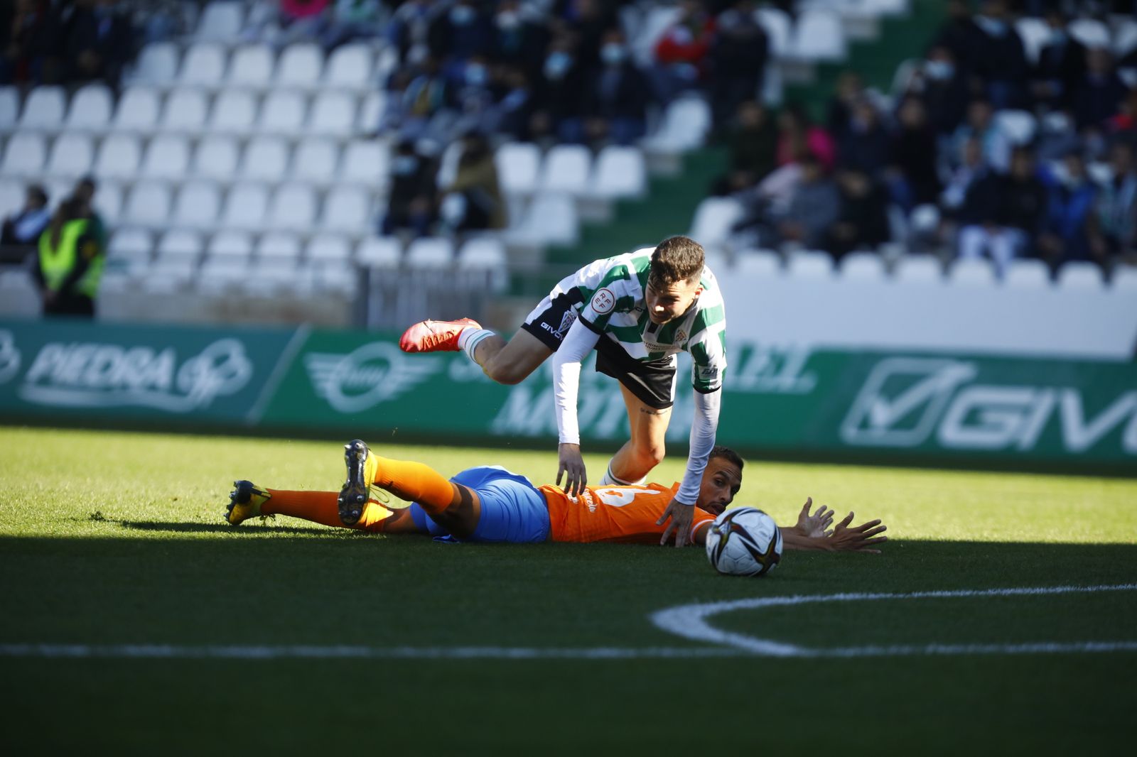 Las imágenes del triunfo del Córdoba CF ante el Panadería Pulido