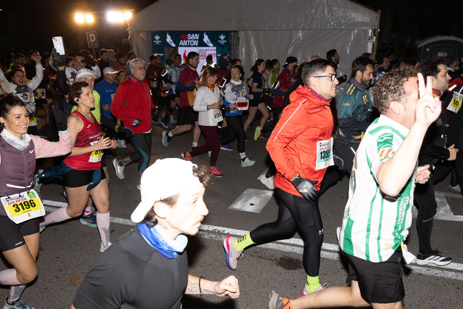 Encuéntrate en la salida de la Carrera de San Antón 2026, en imágenes (2)
