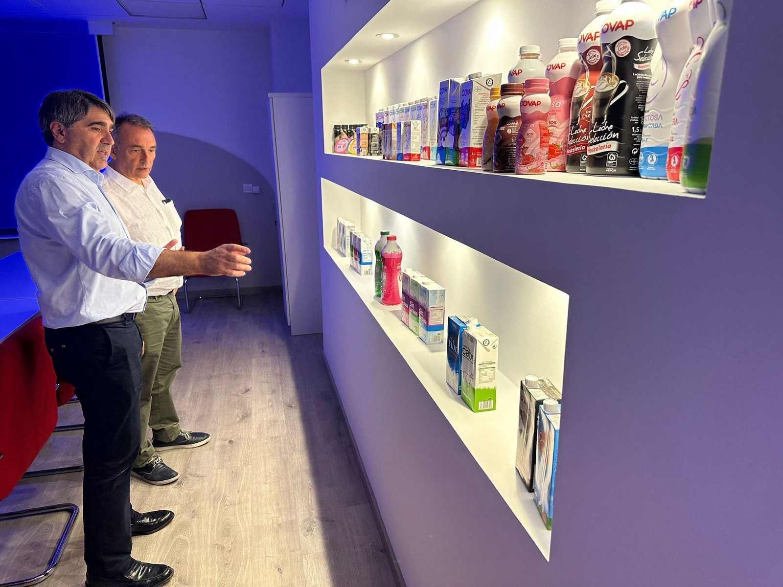 Visita de Enrique Santiago a Los Pedroches.