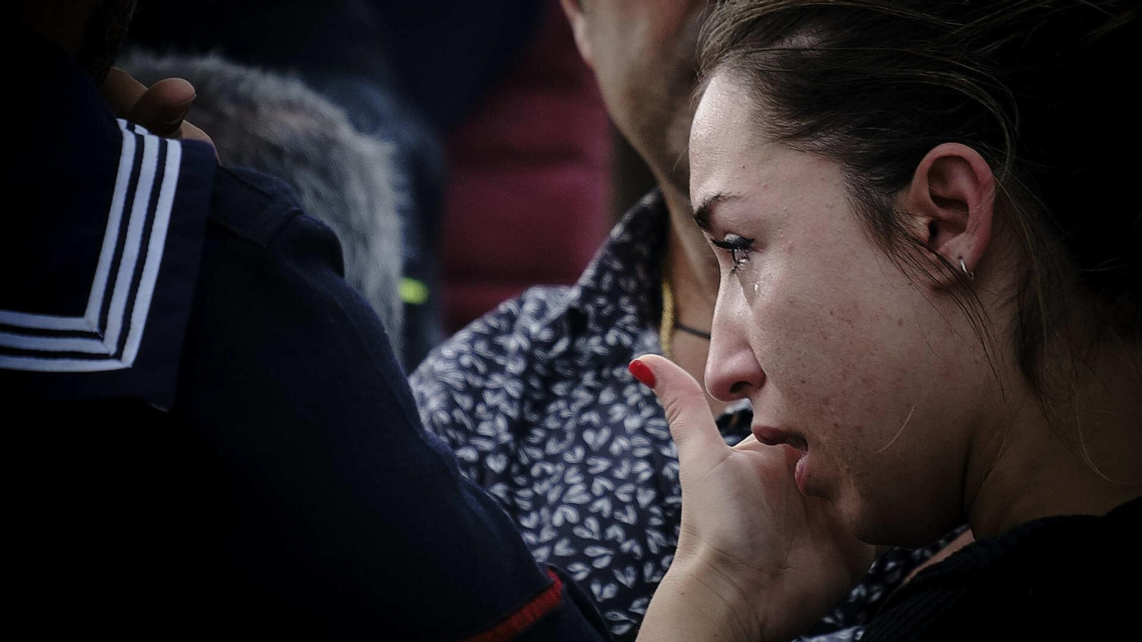 El buque escuela 'Juan Sebastián de Elcano' inicia su crucero de instrucción desde el muelle de Cádiz.