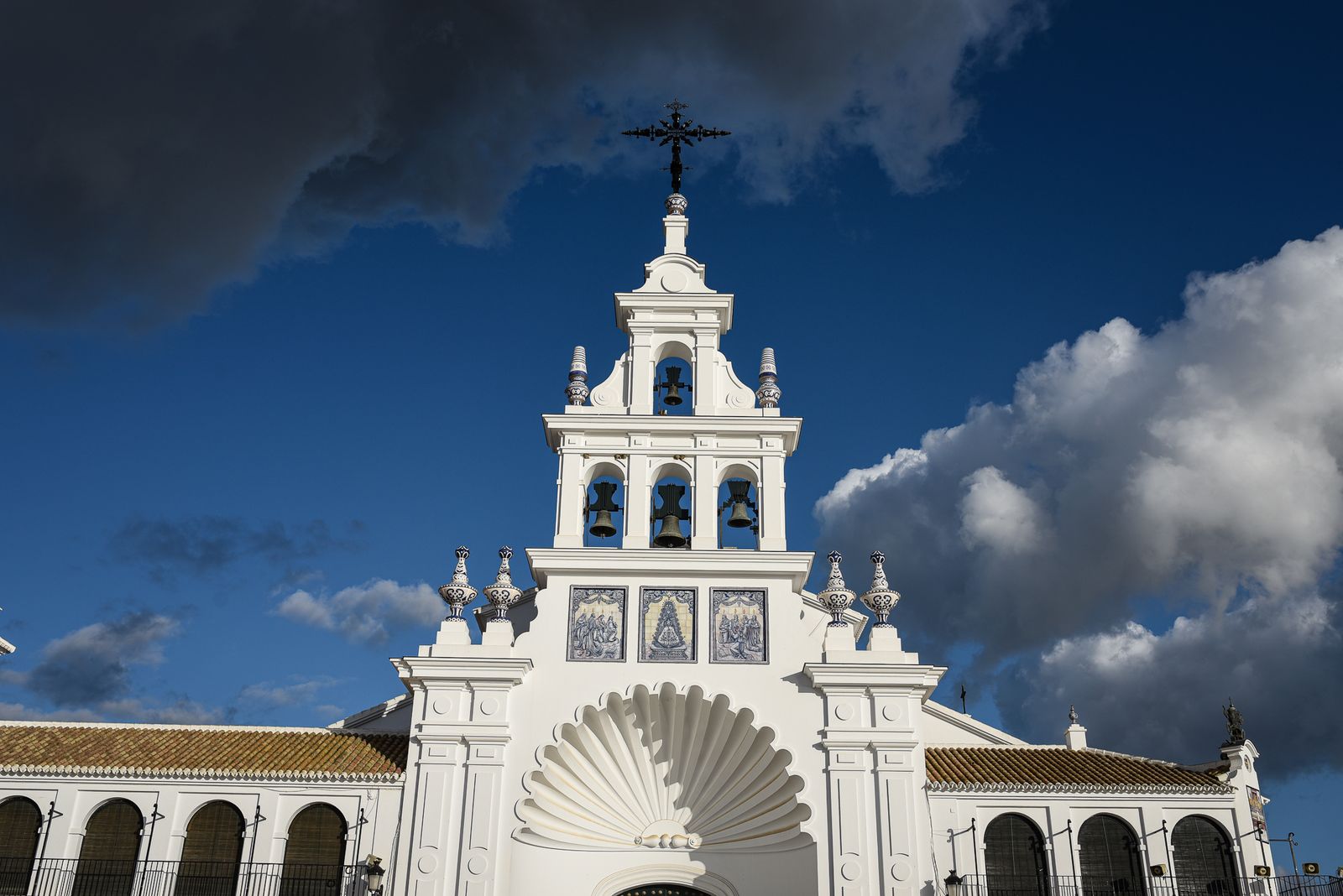 Imágenes del ambiente en la Aldea de El Rocío el domingo 26 de febrero