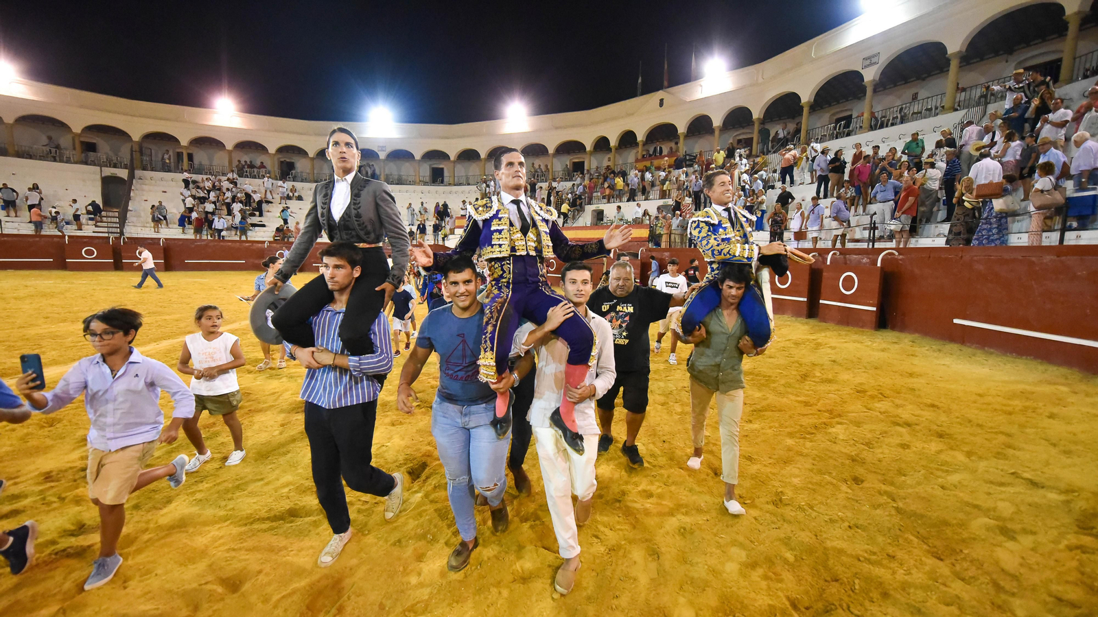 El festejo mixto de la Feria Real de San Roque, en imágenes
