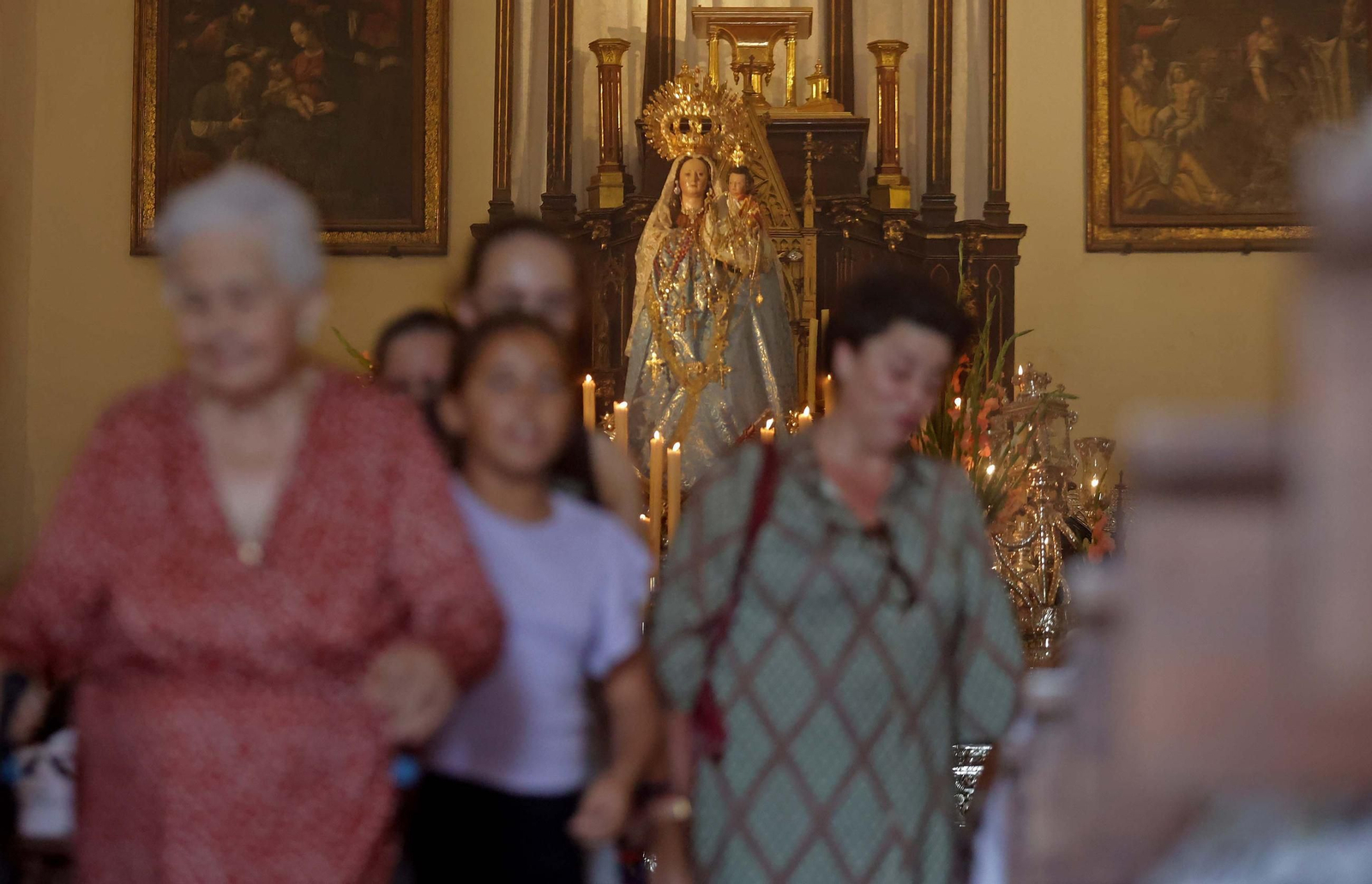 La tradición bajo el manto de la Virgen de la Luz de Tarifa, en imágenes