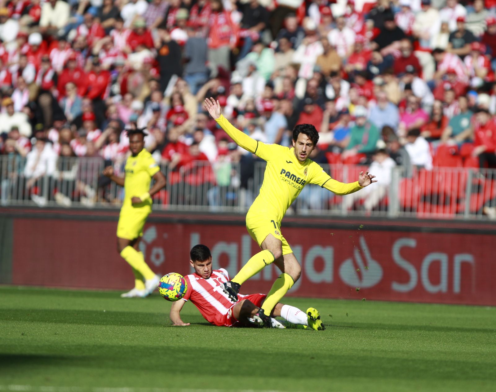 Imágenes de la derrota de la U.D. Almería ante el Villarreal por 0 a 2