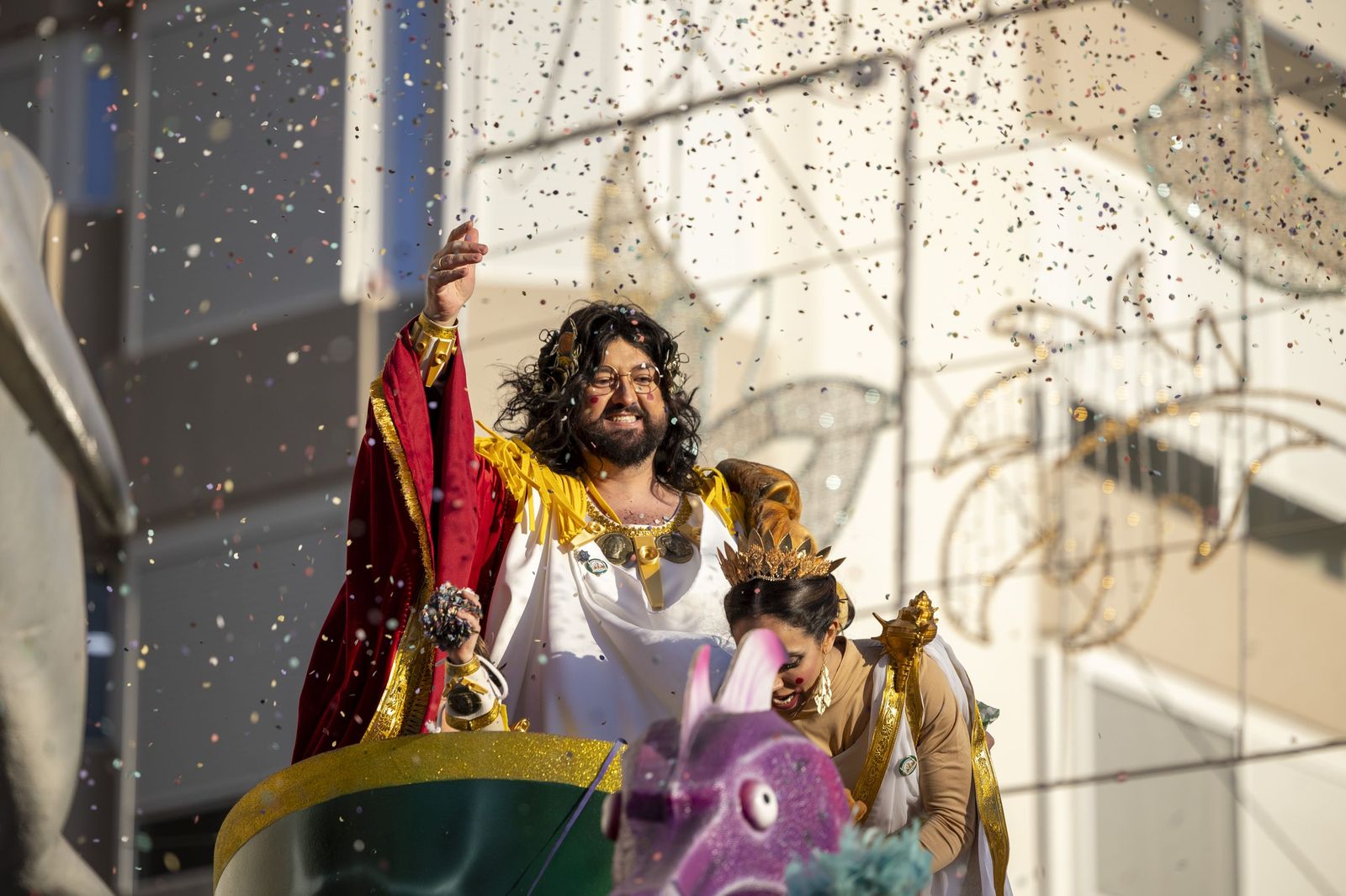 Las mejores imágenes de la Cabalgata del Carnaval de Cádiz 2026
