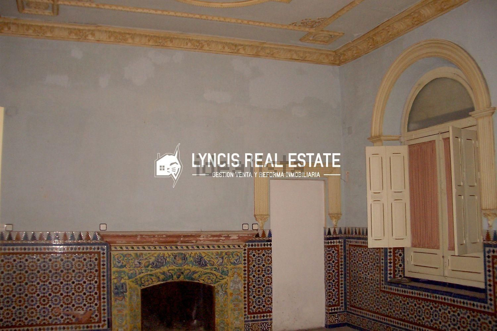 La histórica y misteriosa casa-palacio de Huelva que se encuentra a la venta