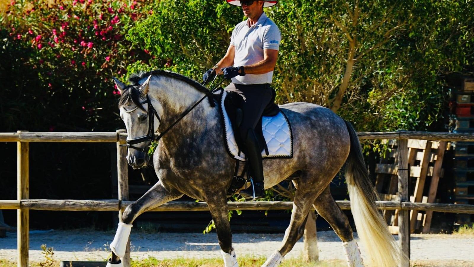 Martín Dockx, con su caballo.